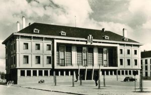 Hôtel de ville fin des années 50