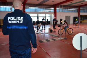 La police municipale forme les écoliers d’Argentan.