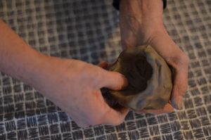 Technique du bol pincé - Atelier FRA-GIL (c) Emmanuel Mallet