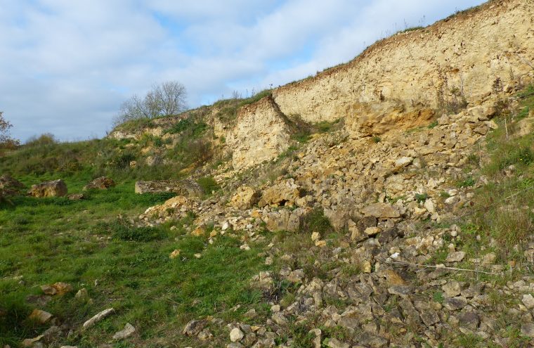 Carriere des monts et sablonnettes