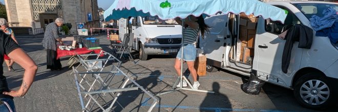 Marché d'Argentan : la débale !