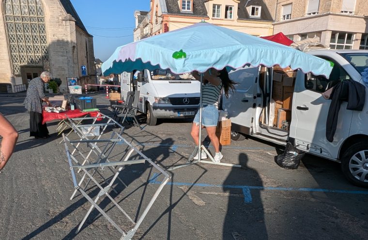 Marché d'Argentan : la débale !