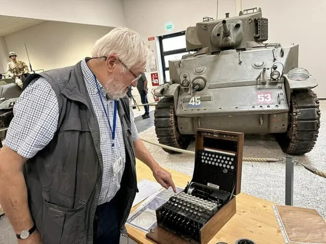 9cc513cd1b7d477ab8d79dae32643793.base.image