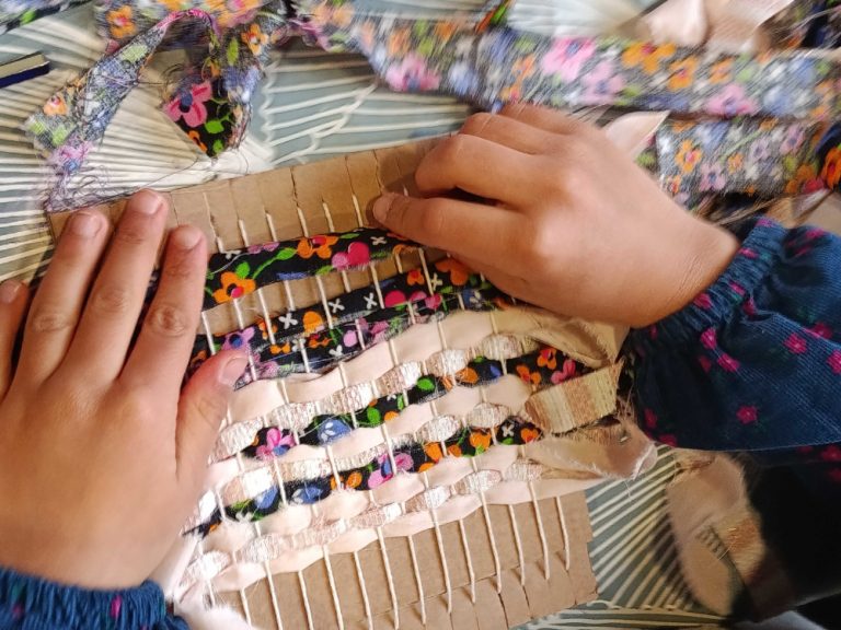 Atelier Tisser les couleurs